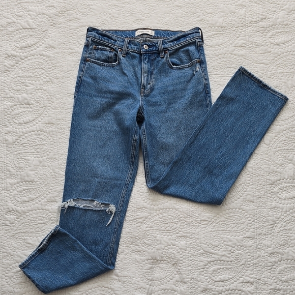 Abercrombie & Fitch Denim - Abercrombie & Fitch 90s Straight Leg Mid Rise Jeans NEW